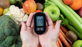 Ăn uống ảnh hưởng đến lượng đường huyết như thế nào?